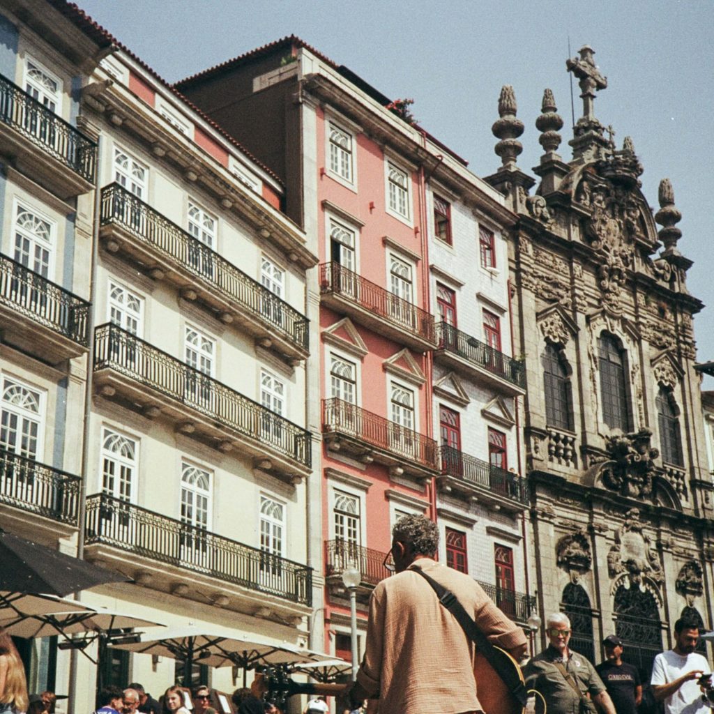 Rua das Flores in Porto